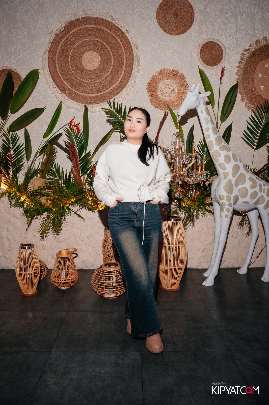 BAY RESTAURANT & BAR. КИПЯТКОМ АЛМАТЫ!