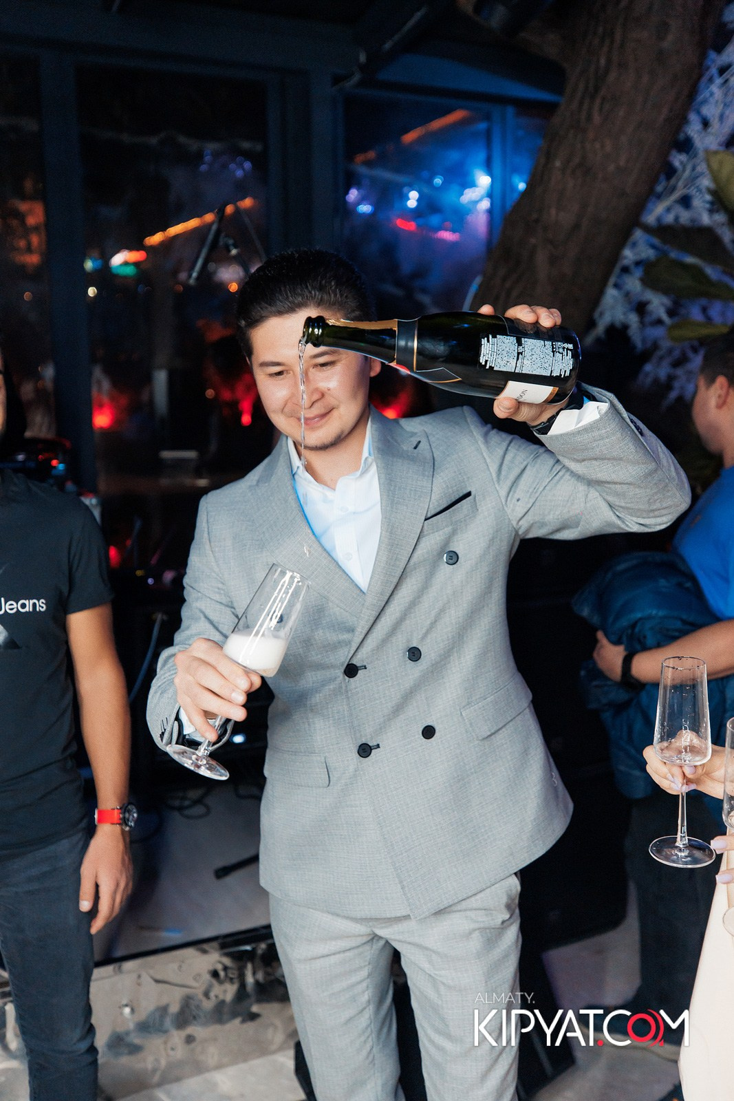 EDEN. КИПЯТКОМ АЛМАТЫ!