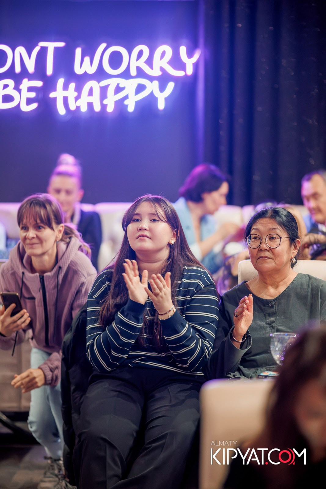 НОВОГОДНИЙ ОТЧЕТНЫЙ КОНЦЕРТ МУЗЫКАЛЬНОЙ ШКОЛЫ «SOULWAY». КИПЯТКОМ АЛМАТЫ!