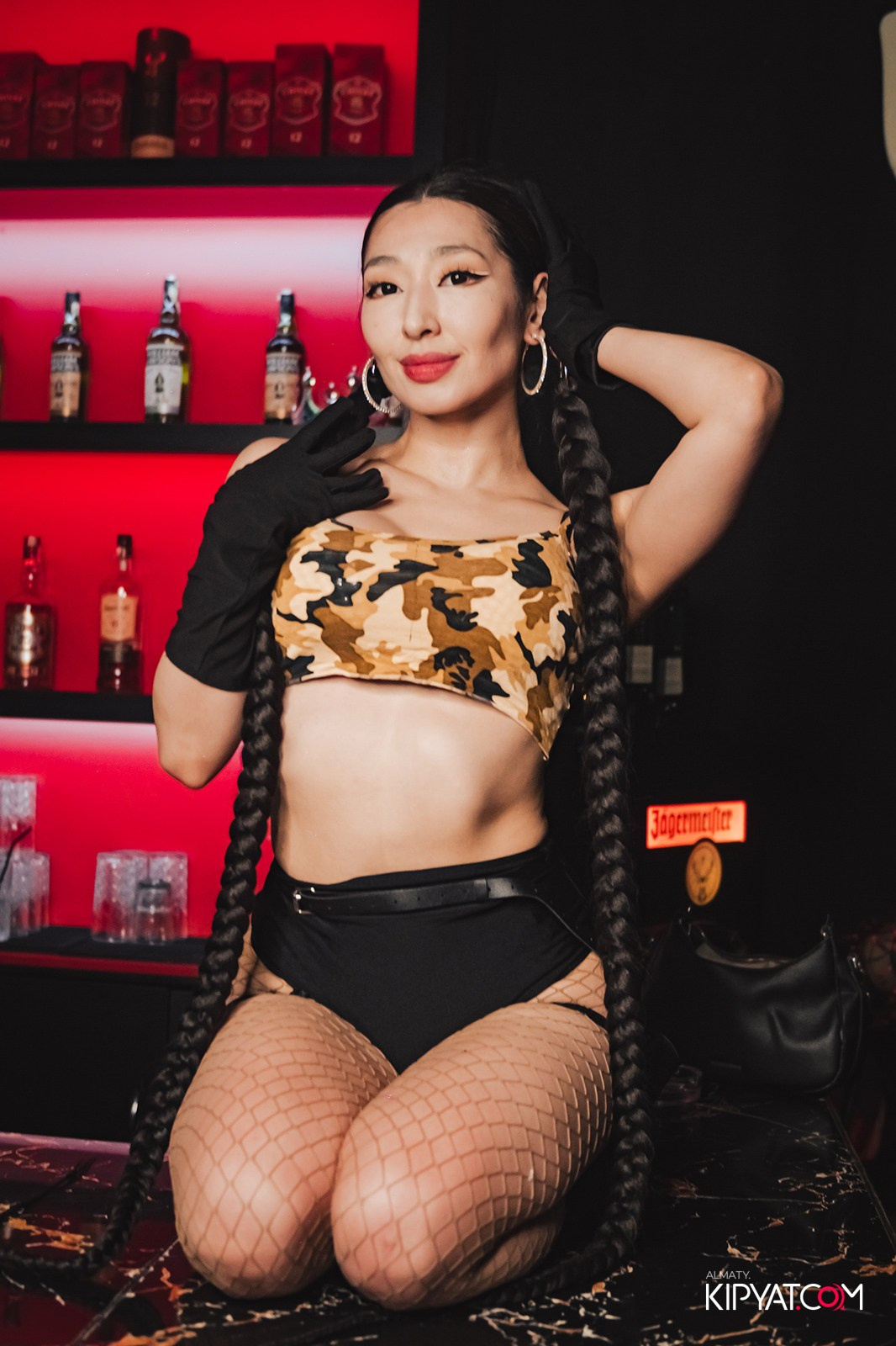 UYAT EMES BAR. КИПЯТКОМ АЛМАТЫ!