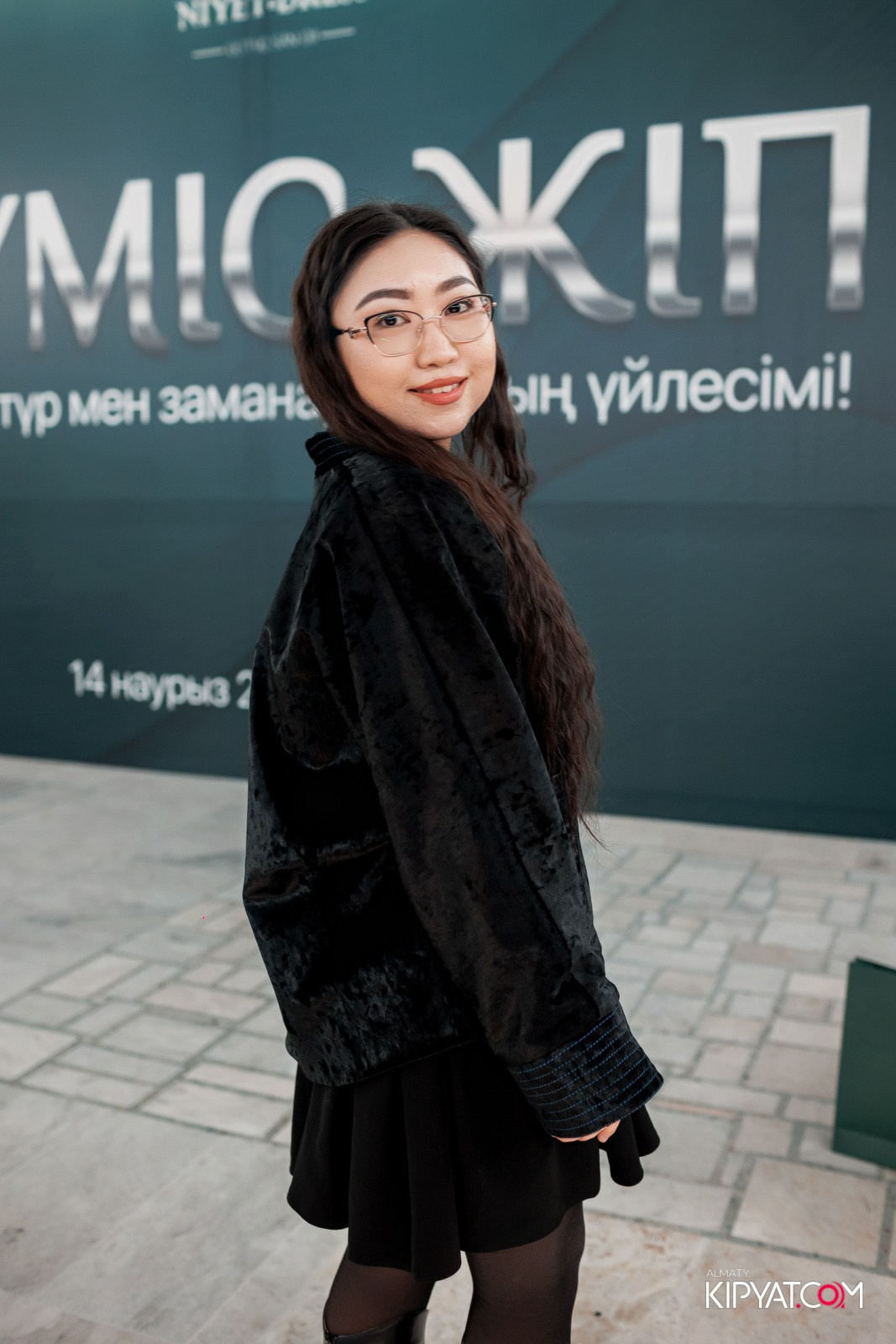 FASHION ПОКАЗ, КАЗАХСКОЙ НАЦИОНАЛЬНОЙ ОДЕЖДЫ. КИПЯТКОМ АЛМАТЫ!