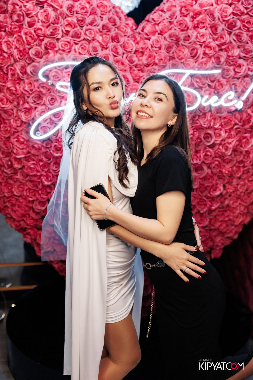 ЗАЯ, НА БИС. КИПЯТКОМ АЛМАТЫ!