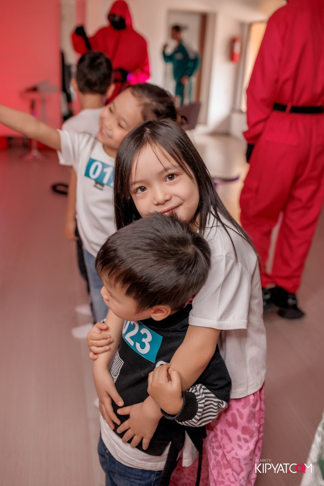 КВЕСТ-ШОУ ALAROVICH / ИГРА В КАЛЬМАРА. КИПЯТКОМ АЛМАТЫ!