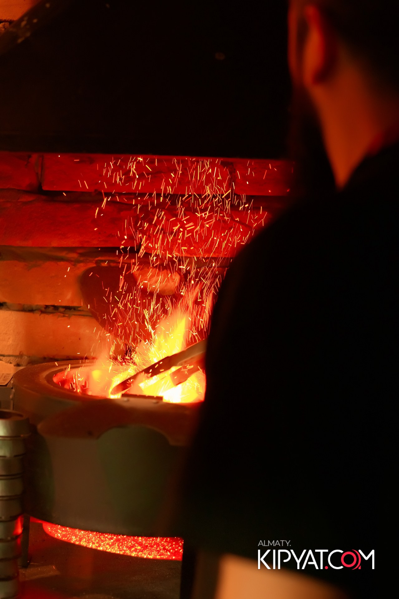 Olovo на Сатпаева. КИПЯТКОМ АЛМАТЫ!