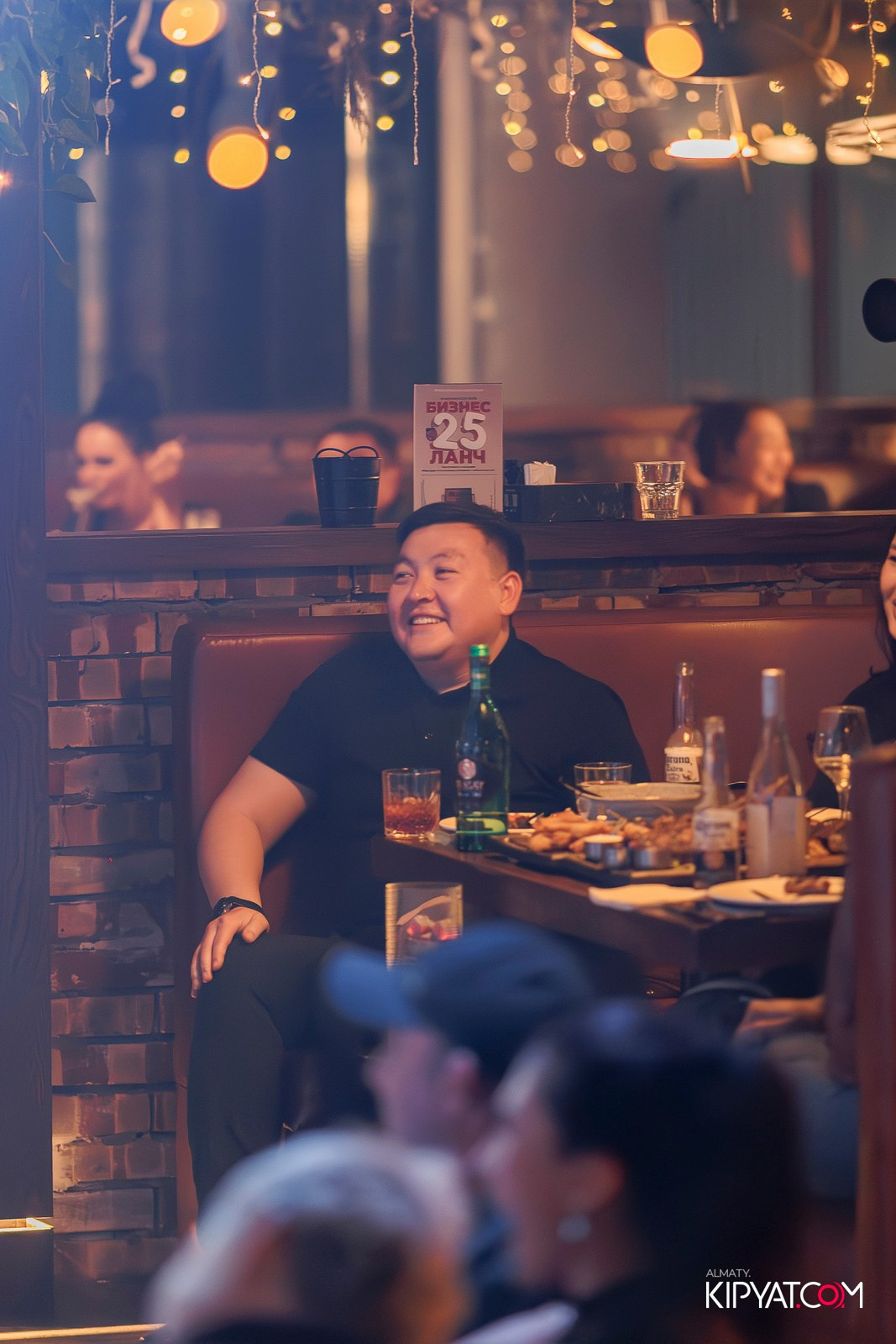 STAND UP КОНЦЕРТ АЛЕКСАНДРА МЕРКУЛЬ. КИПЯТКОМ АЛМАТЫ! Фотосъемка мероприятий в Алматы