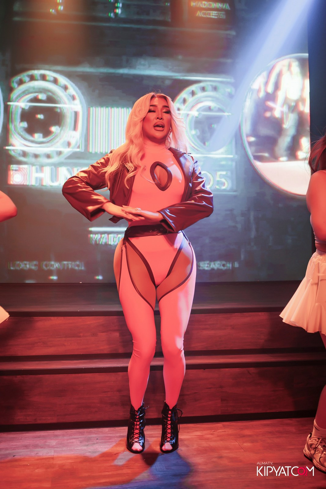 НОЧНОЙ КЛУБ ICON. КИПЯТКОМ АЛМАТЫ!