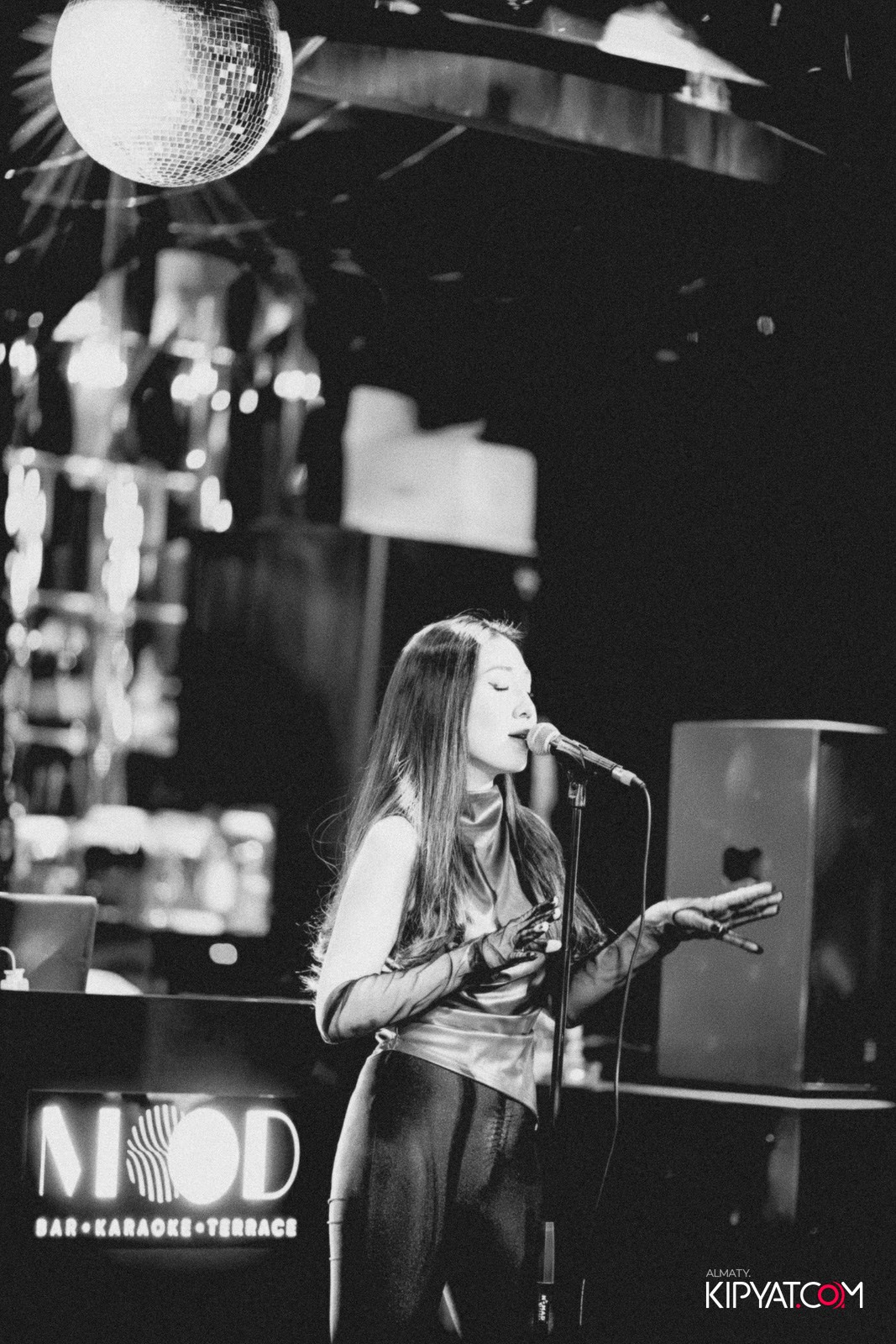 MOOD KARAOKE & TERRACE. КИПЯТКОМ АЛМАТЫ!
