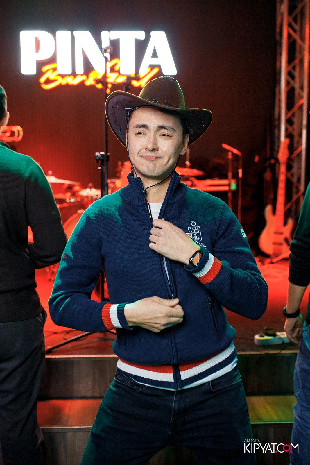 ПИНТА НА ДОСТЫК. КИПЯТКОМ АЛМАТЫ!