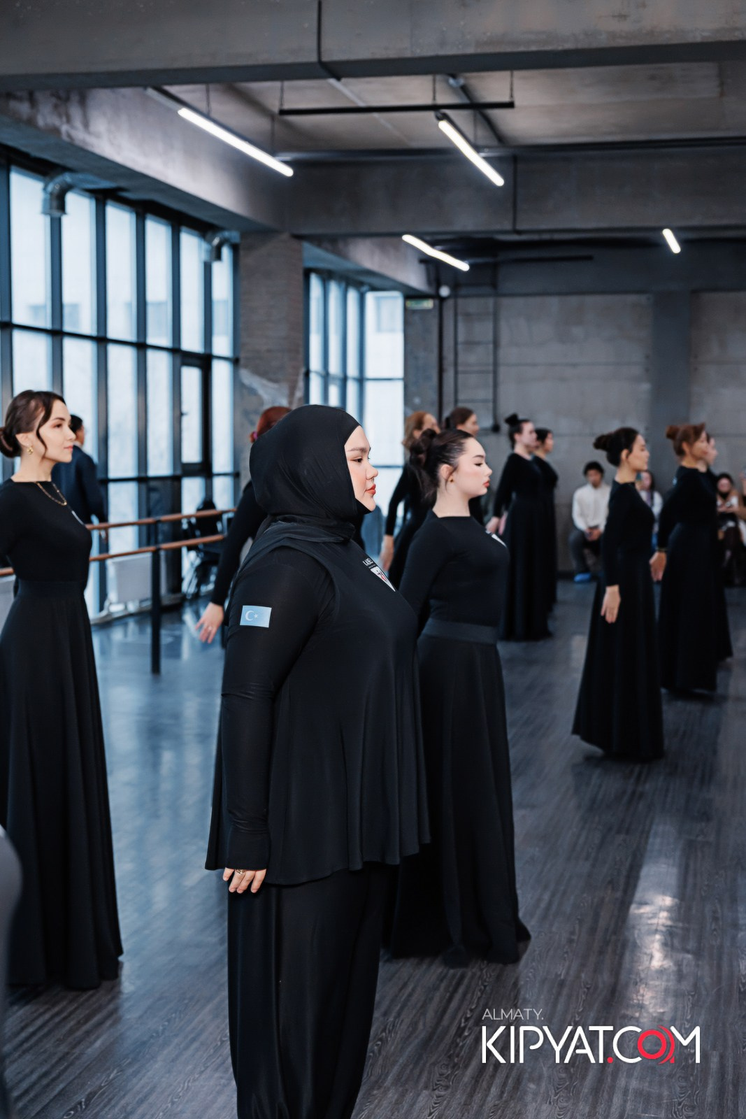 BLOCKBUSTER ТАНЦЕВАЛЬНАЯ АКАДЕМИЯ. КИПЯТКОМ АЛМАТЫ!