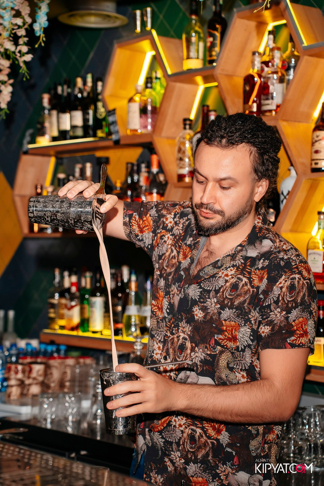 RE: SET. КИПЯТКОМ АЛМАТЫ! Фотосъемка мероприятий в Алматы