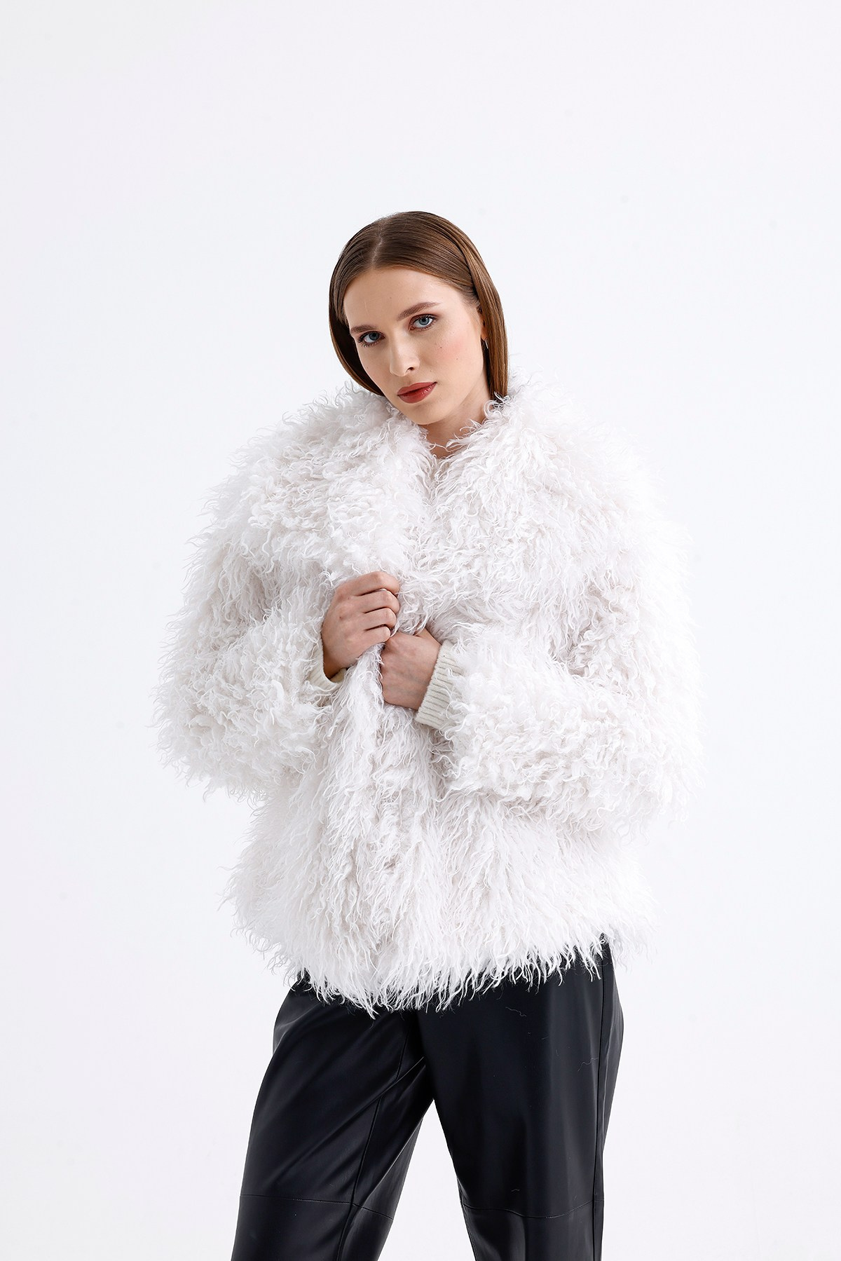 Julia. Modeling agency TM MODELS