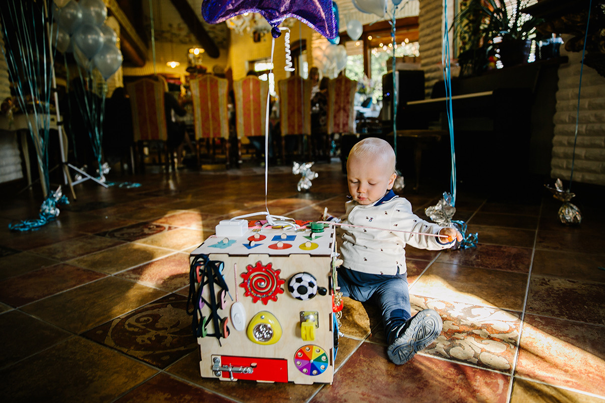 Детский день рождения в загородном доме. Детский и семейный фотограф в Санкт-Петербурге Елена Крюкова