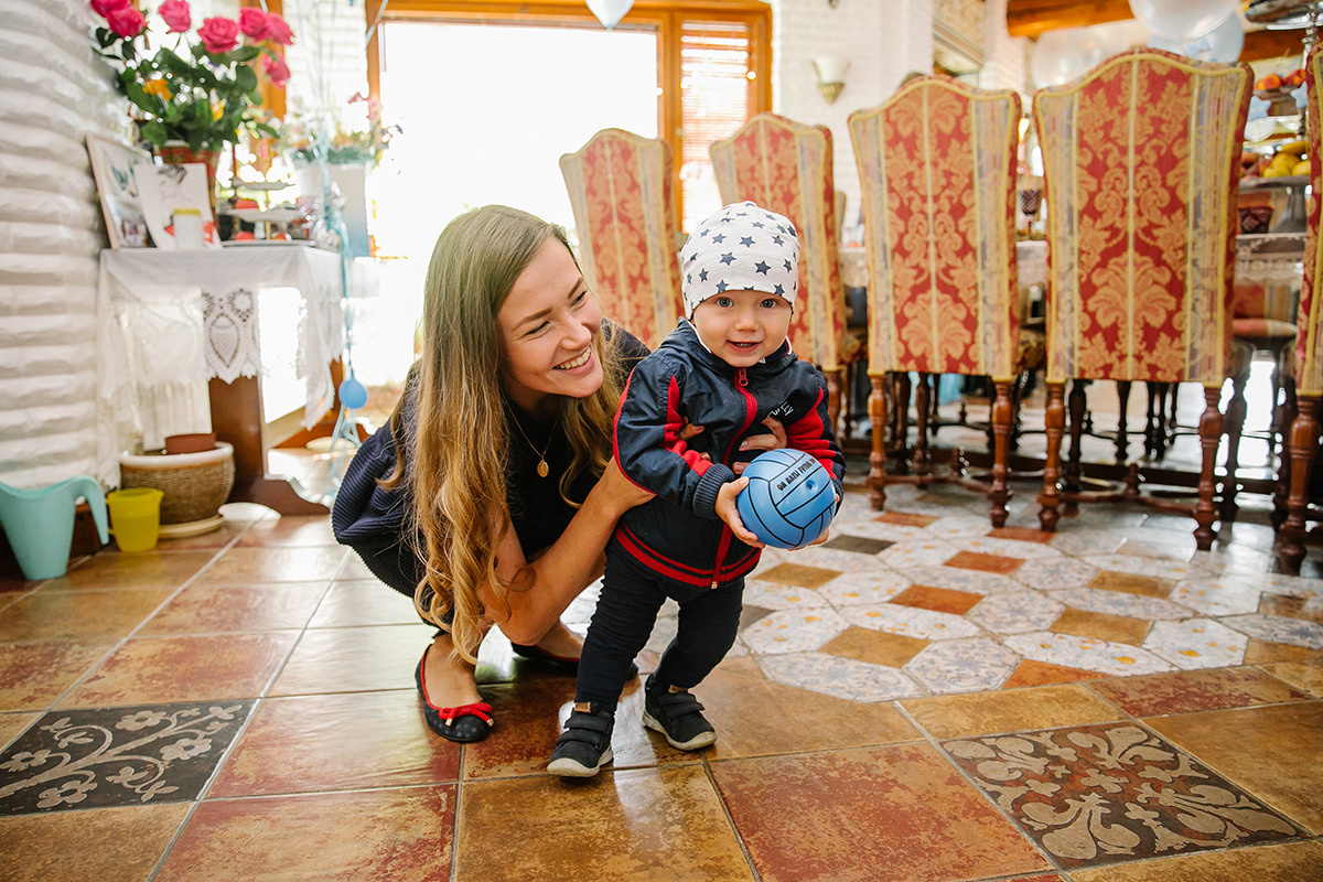 Детский день рождения в загородном доме. Детский и семейный фотограф в Санкт-Петербурге Елена Крюкова