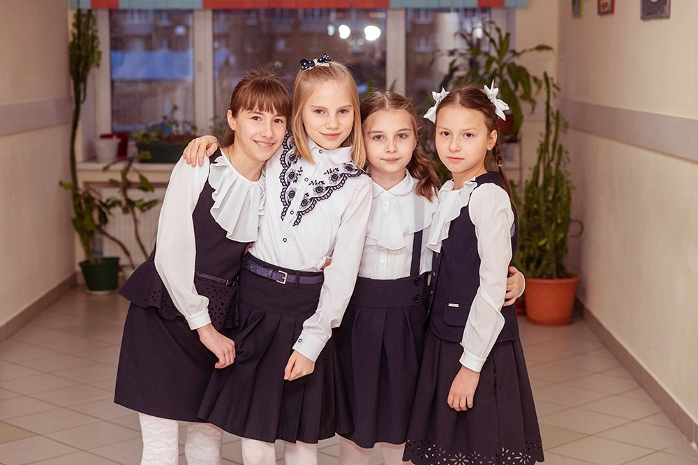 В школе. Выпускные альбомы СПБ. Фотограф в Садик и Школу