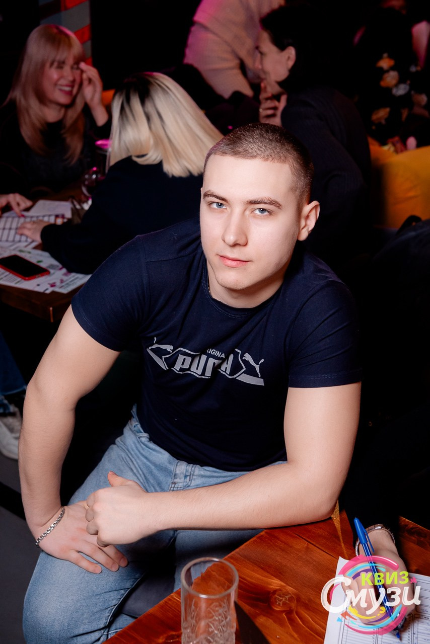 КВИЗ СмузиКвиз в баре Roof. Фотограф в Волгограде и Волжском Александр Горбань