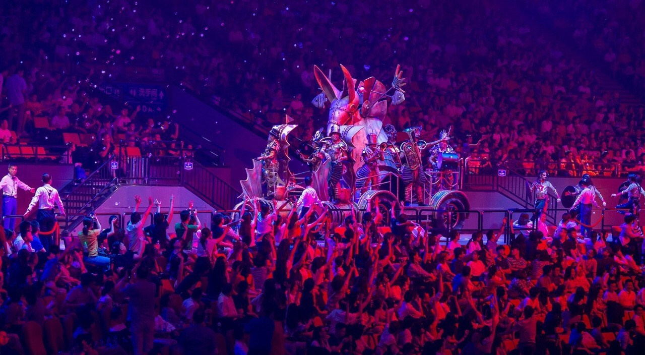 STAGE DESIGN FOR SHOW. Munina Dina. Set design portfolio