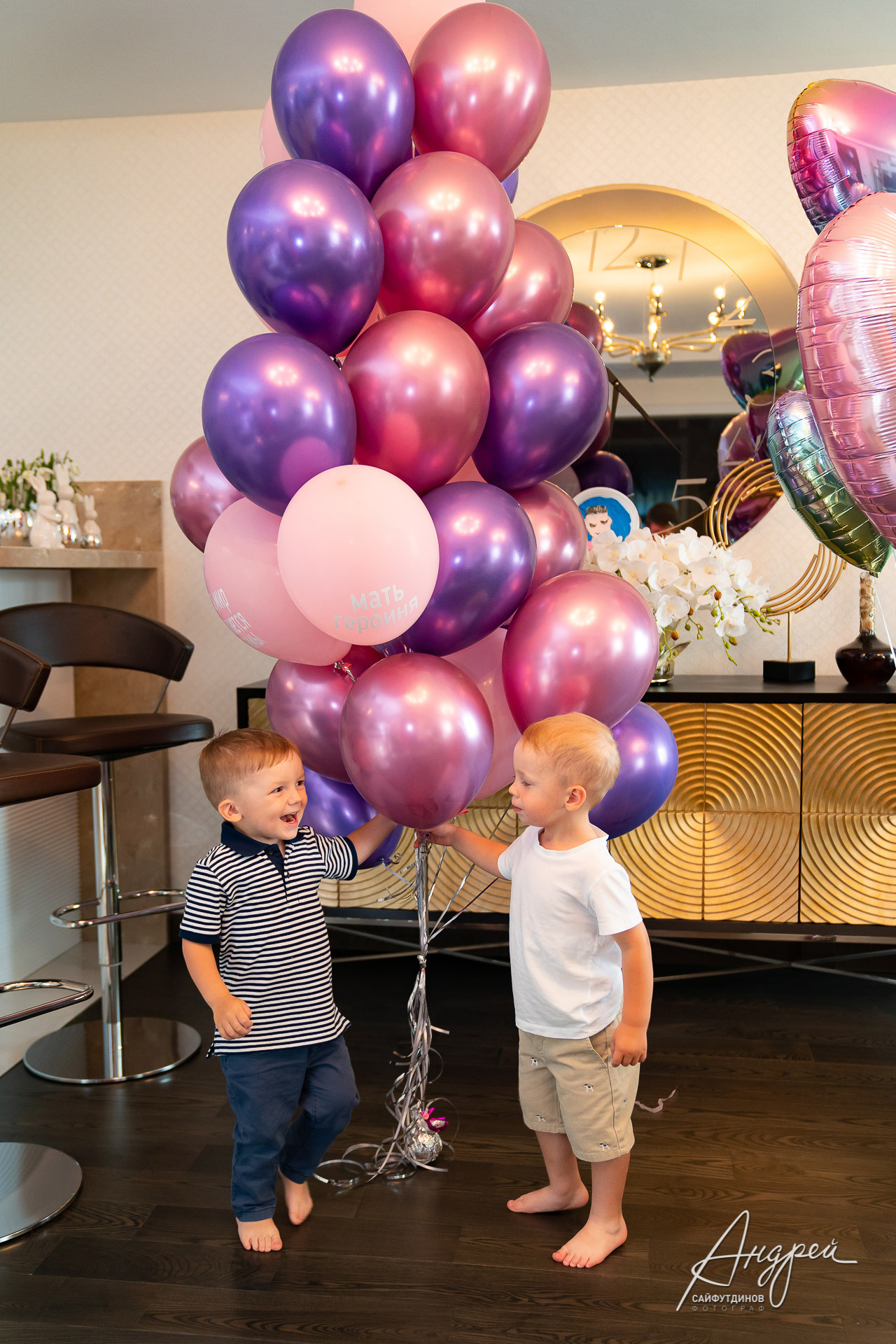 Выписка из роддома. Клиника Буштыревой 9 месяцев. Свадебный и семейный фотограф в Ростове-на-Дону. Андрей Сайфутдинов