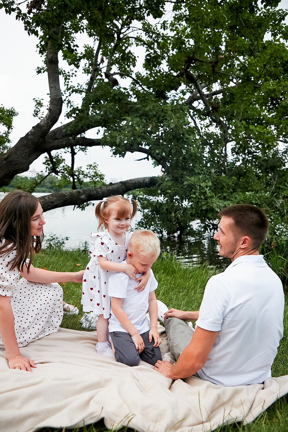 Семейная фотосессия на природе. Фотограф КовалёваТатьяна | Москва | Краснодар |Сочи |Портрет, свадьбы, семейные съёмки