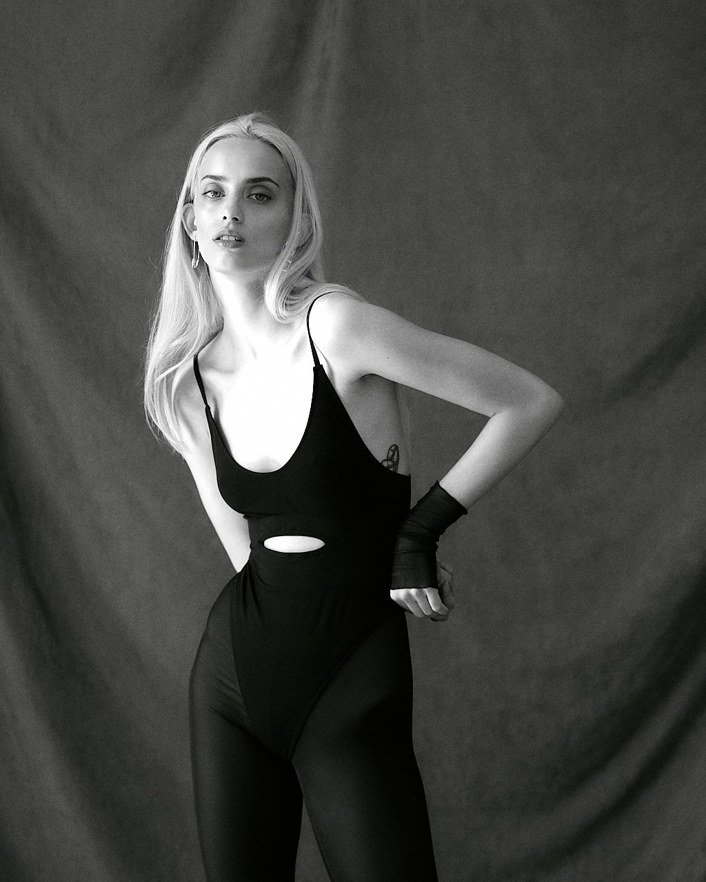 Модельный тест со стилистом и визажистом — цифра и плёнка. Свадебный фотограф Дмитрий Родионов — Санкт-Петербург и Ленинградская область