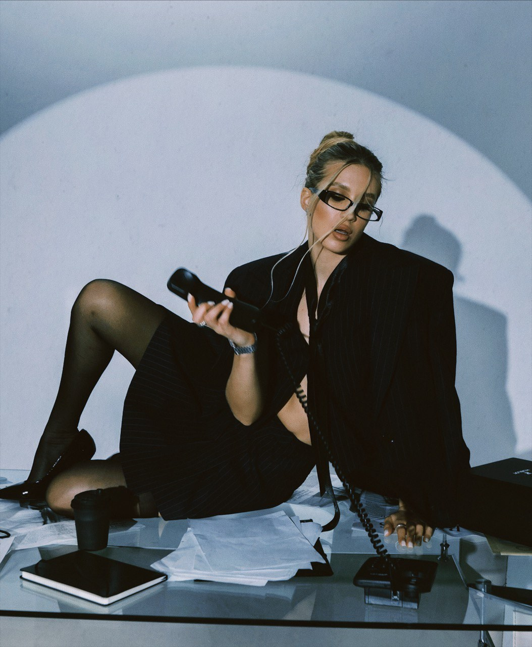 Студийная фотосъёмка в офисном стиле. Портфолио фотографа Анастасии Блохиной