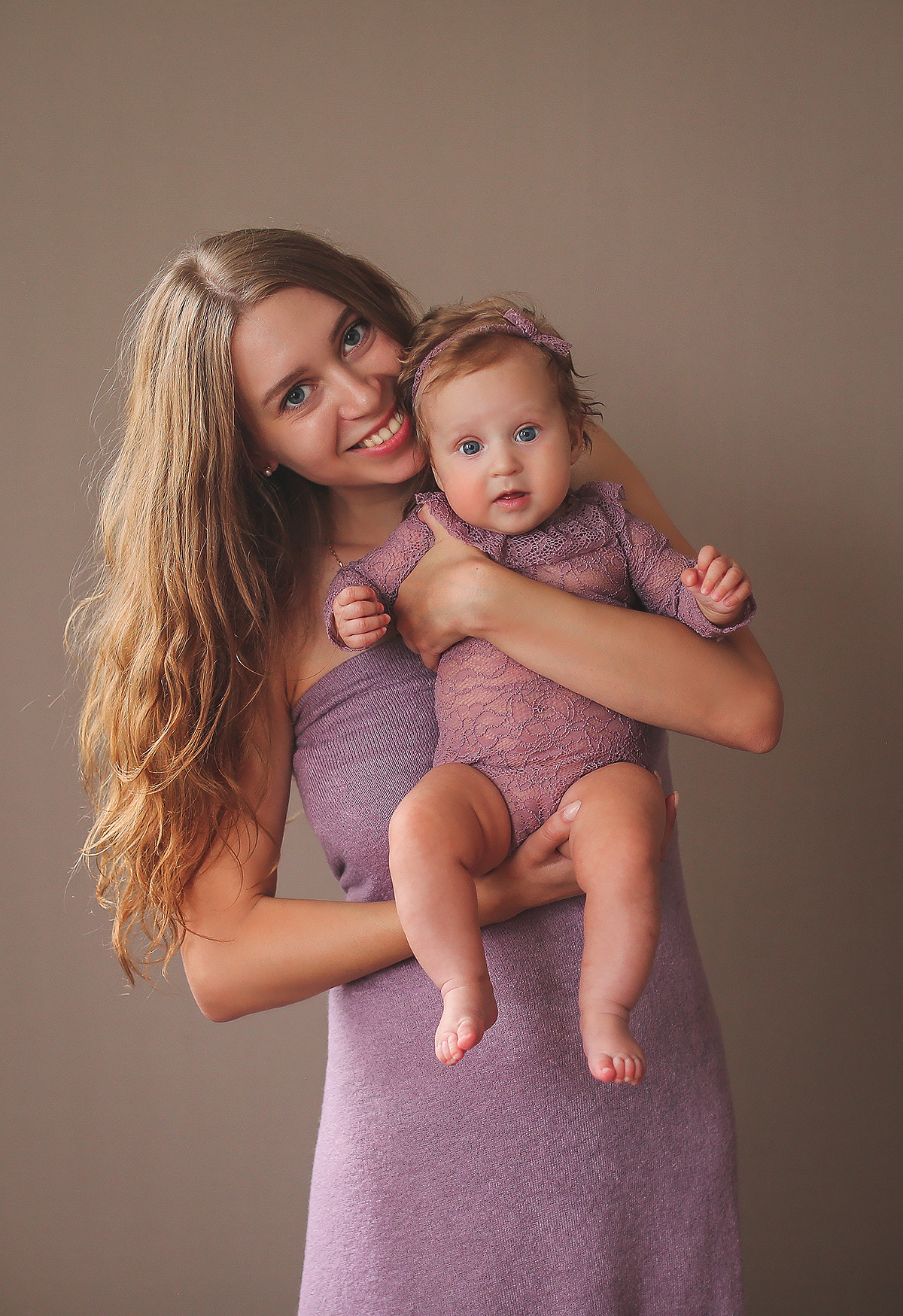 Фотографии малыша от рождения до года. Семейный и детский фотограф в Сочи Наталья Вербицкая