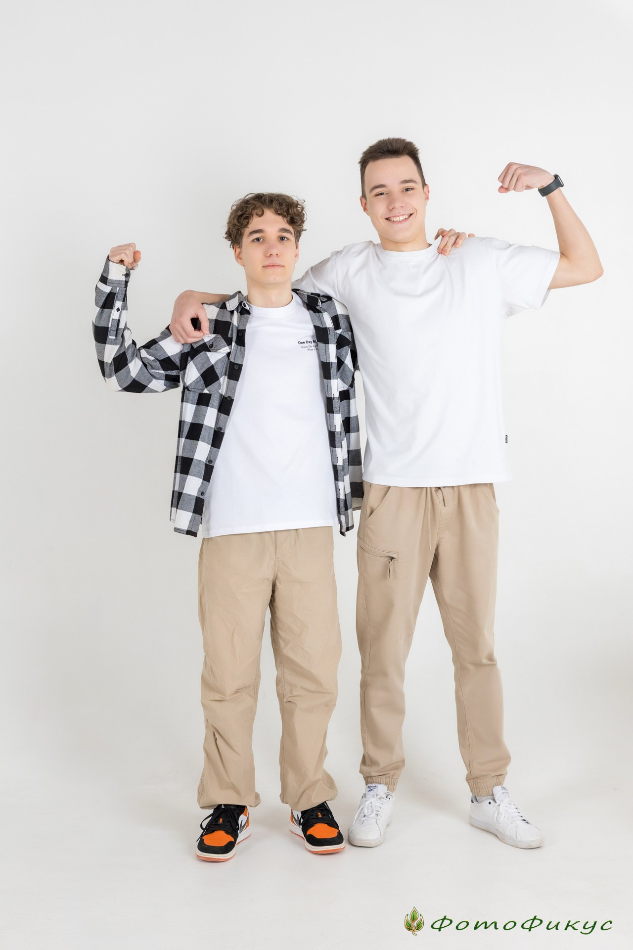 Старшеклассники. Студия. Фотографы Евгений и Екатерина. Фотофикус. Тюмень