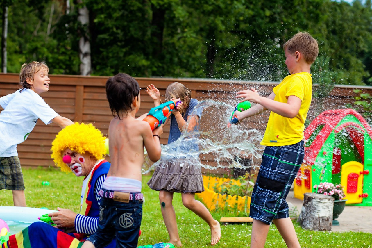 Детское. Фотограф событий, Максим Романенко