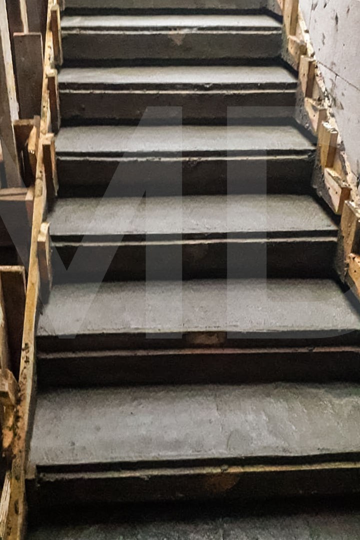 Лестница из бетона на 2 этаж 