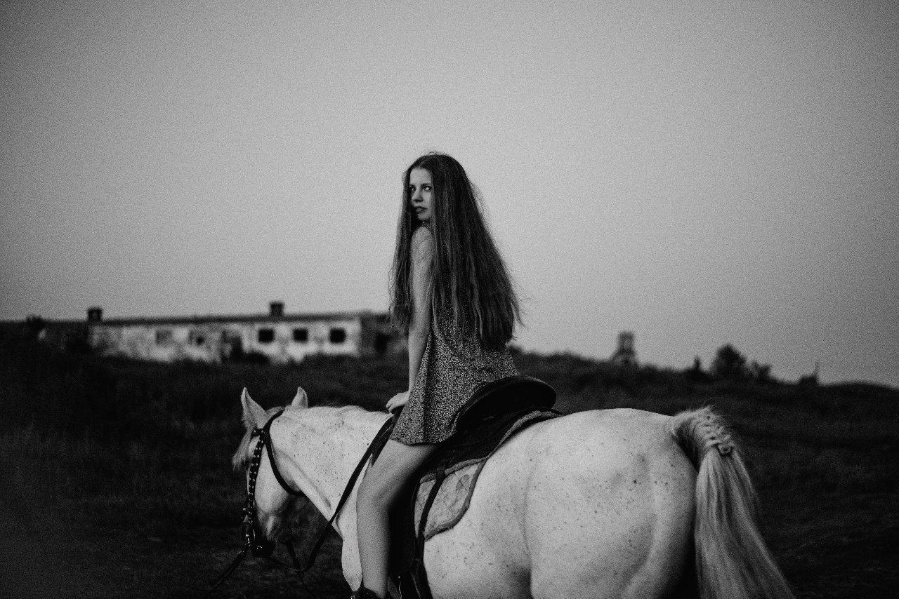 Портреты. Фотограф Тома Бузина
