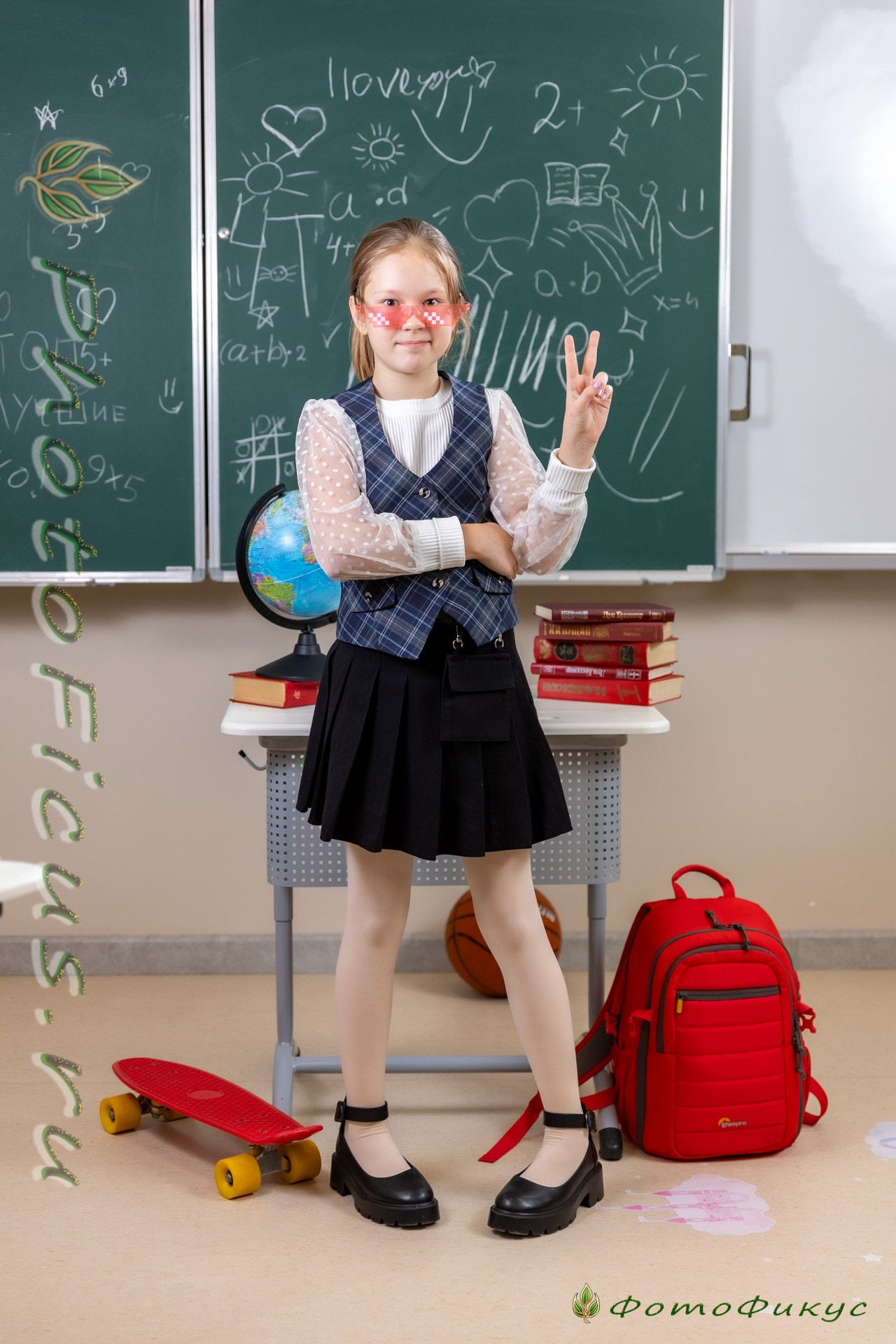 Трио. НШ. 2026-forall. Выпускные альбомы для школ и детсадов в Тюмени | Фотофикус
