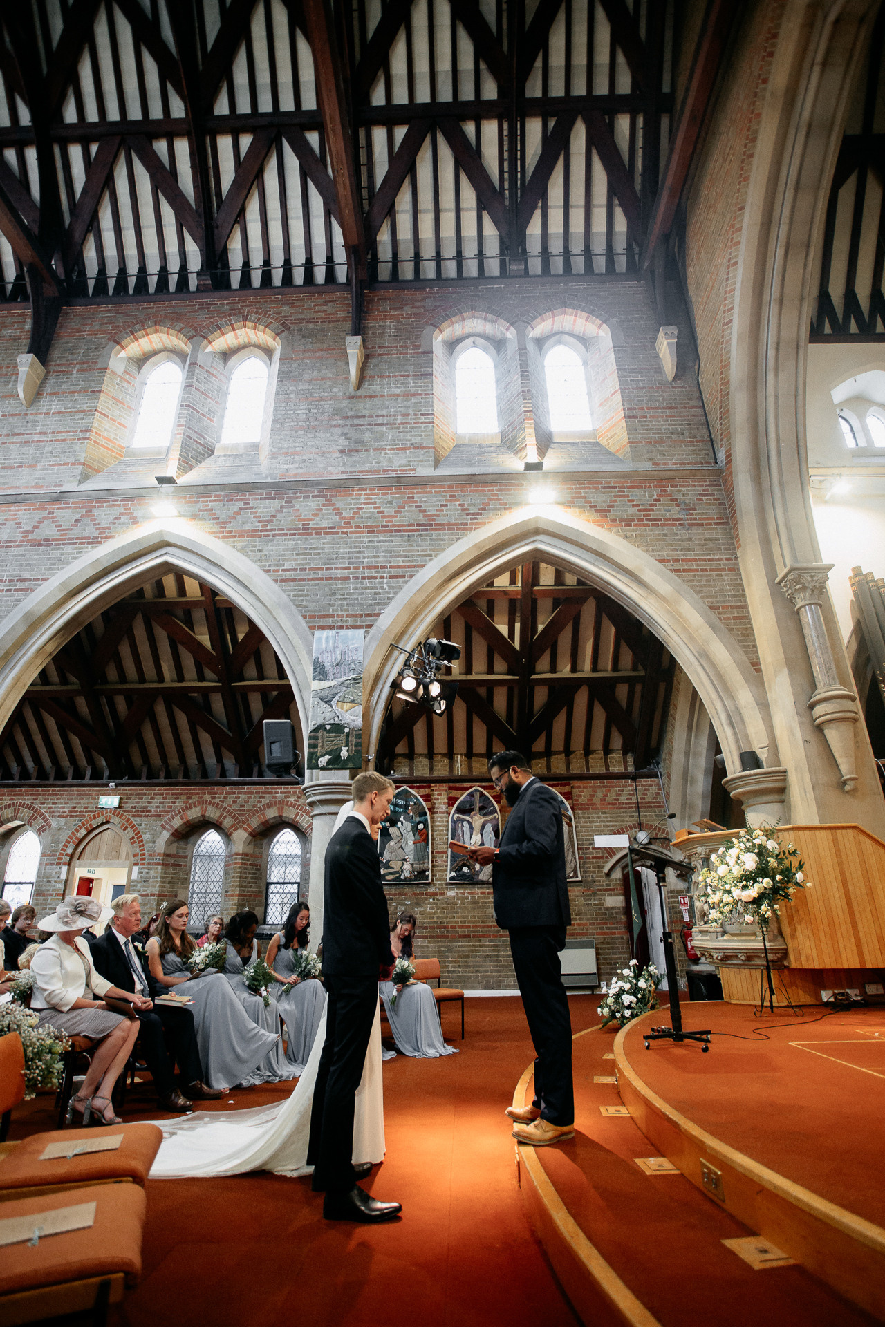 Wedding at The Barn Yard, Sittingbourne. Moments Catchers — Wedding Photography & Video Duo in London