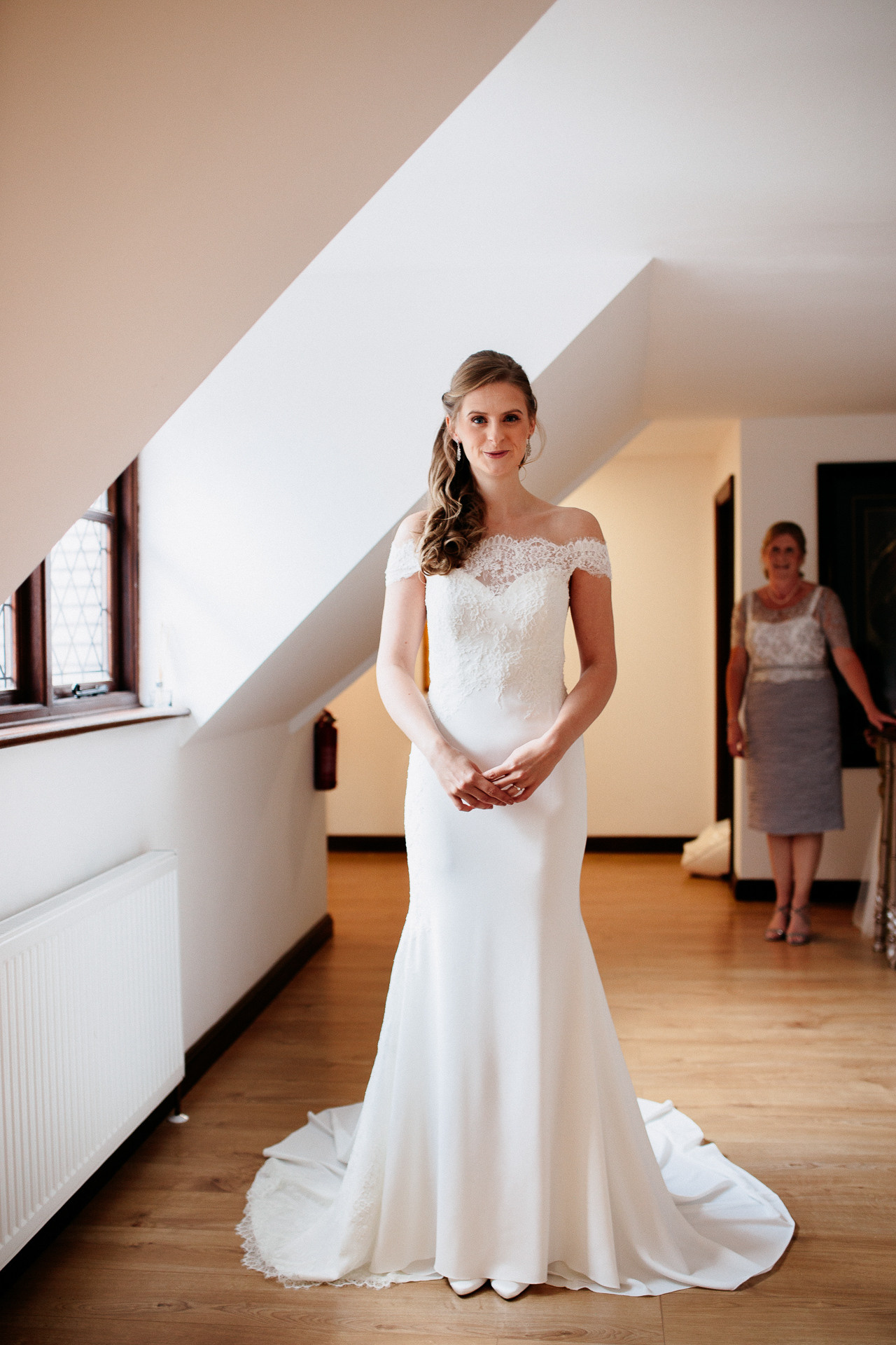 Wedding at The Barn Yard, Sittingbourne. Moments Catchers — Wedding Photography & Video Duo in London