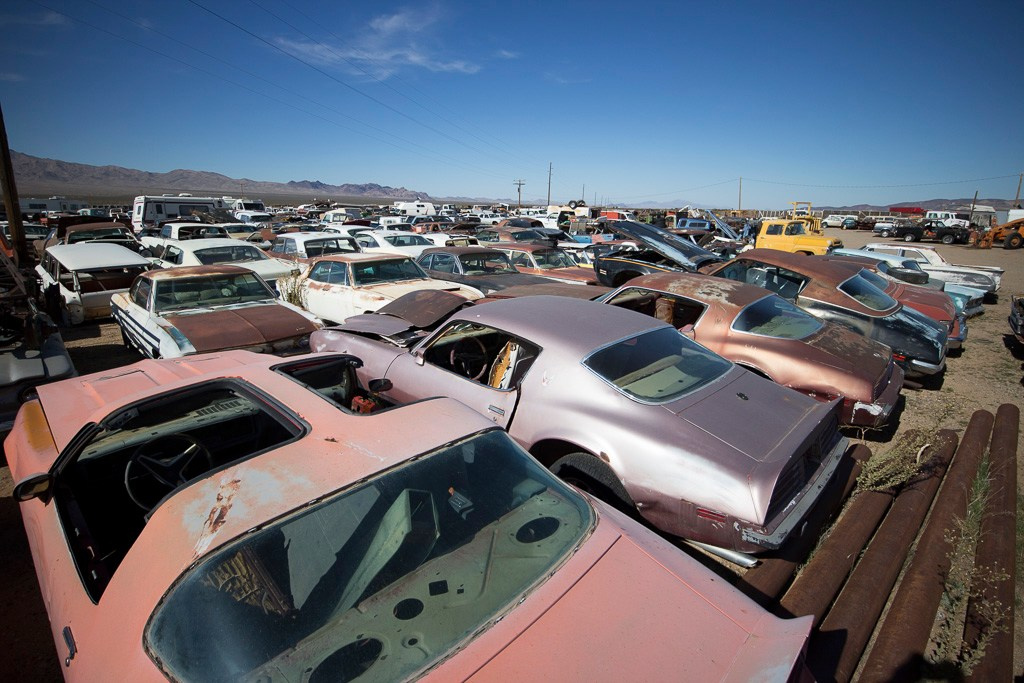 Ретро- авторазборка, США, 2013. Фотограф Василий Буланов