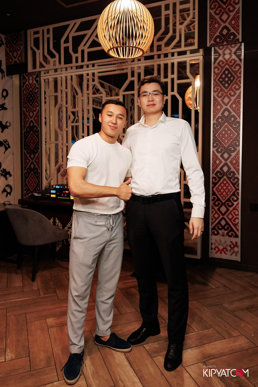 ЗАЯ, НА БИС. КИПЯТКОМ АЛМАТЫ!