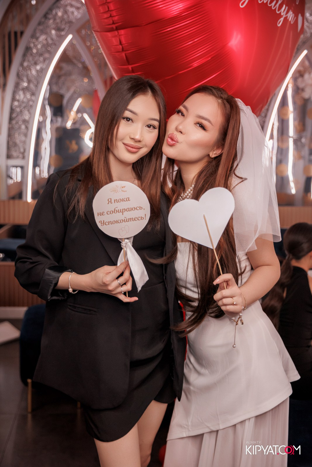 MOOD KARAOKE & TERRACE. КИПЯТКОМ АЛМАТЫ!