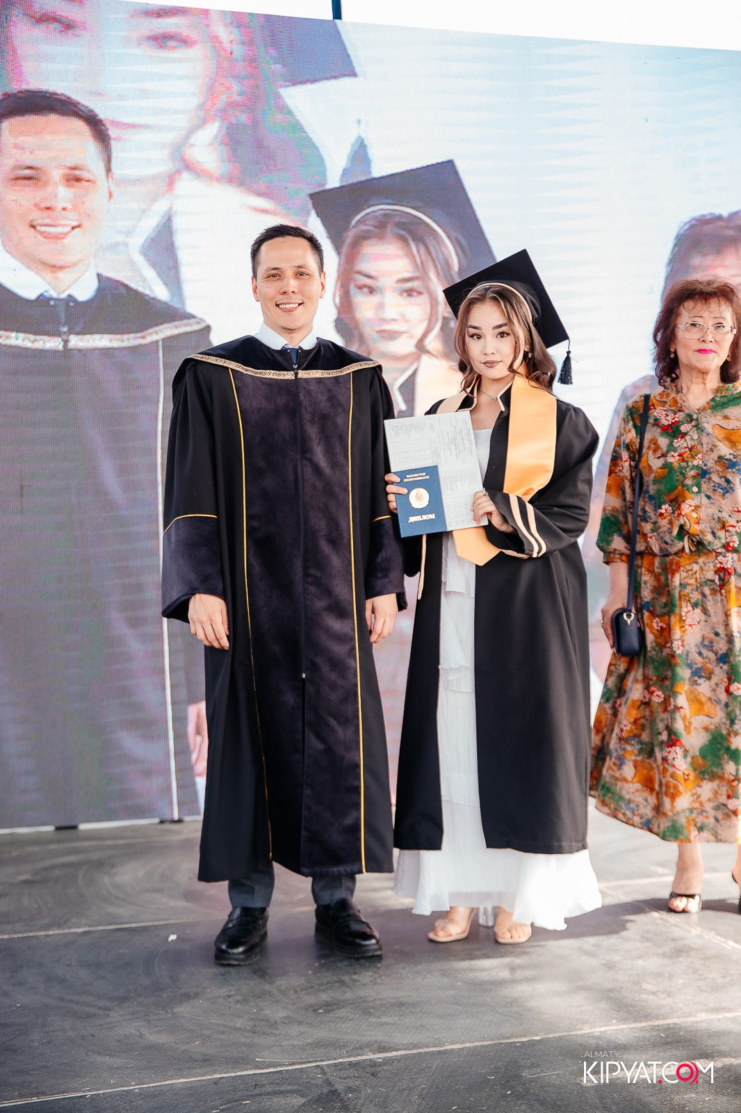 ВРУЧЕНИЕ ДИПЛОМОВ — НАРХОЗ КОЛЛЕДЖ. Part 3. КИПЯТКОМ АЛМАТЫ!