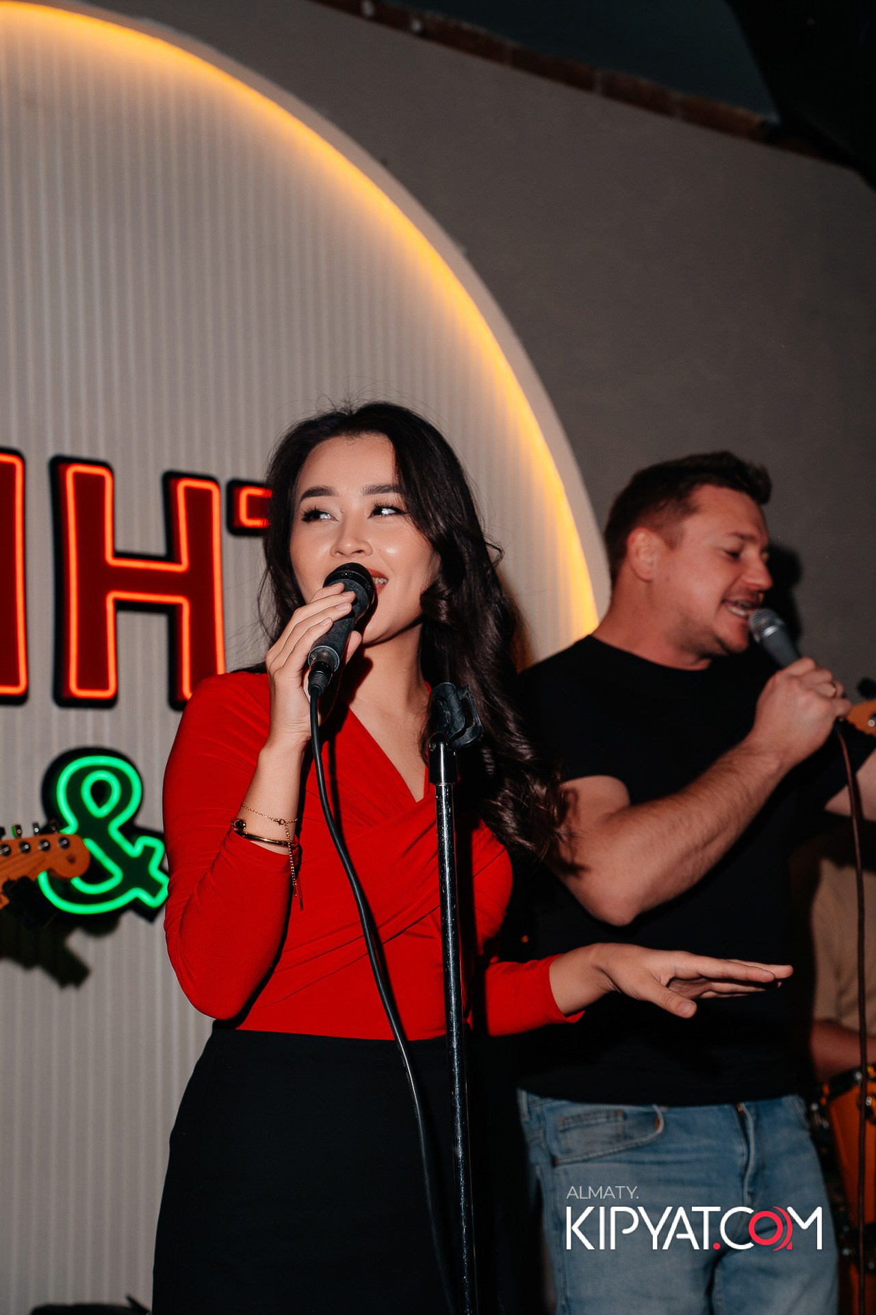 ПИНТА НА АУЭЗОВА. КИПЯТКОМ АЛМАТЫ!