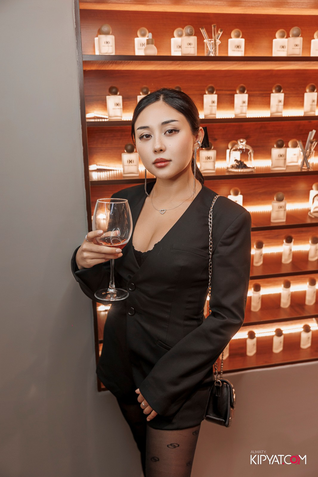 ОТКРЫТИЕ ПАРФЮМЕРНОГО ДОМА MAISON PERFUME. КИПЯТКОМ АЛМАТЫ!