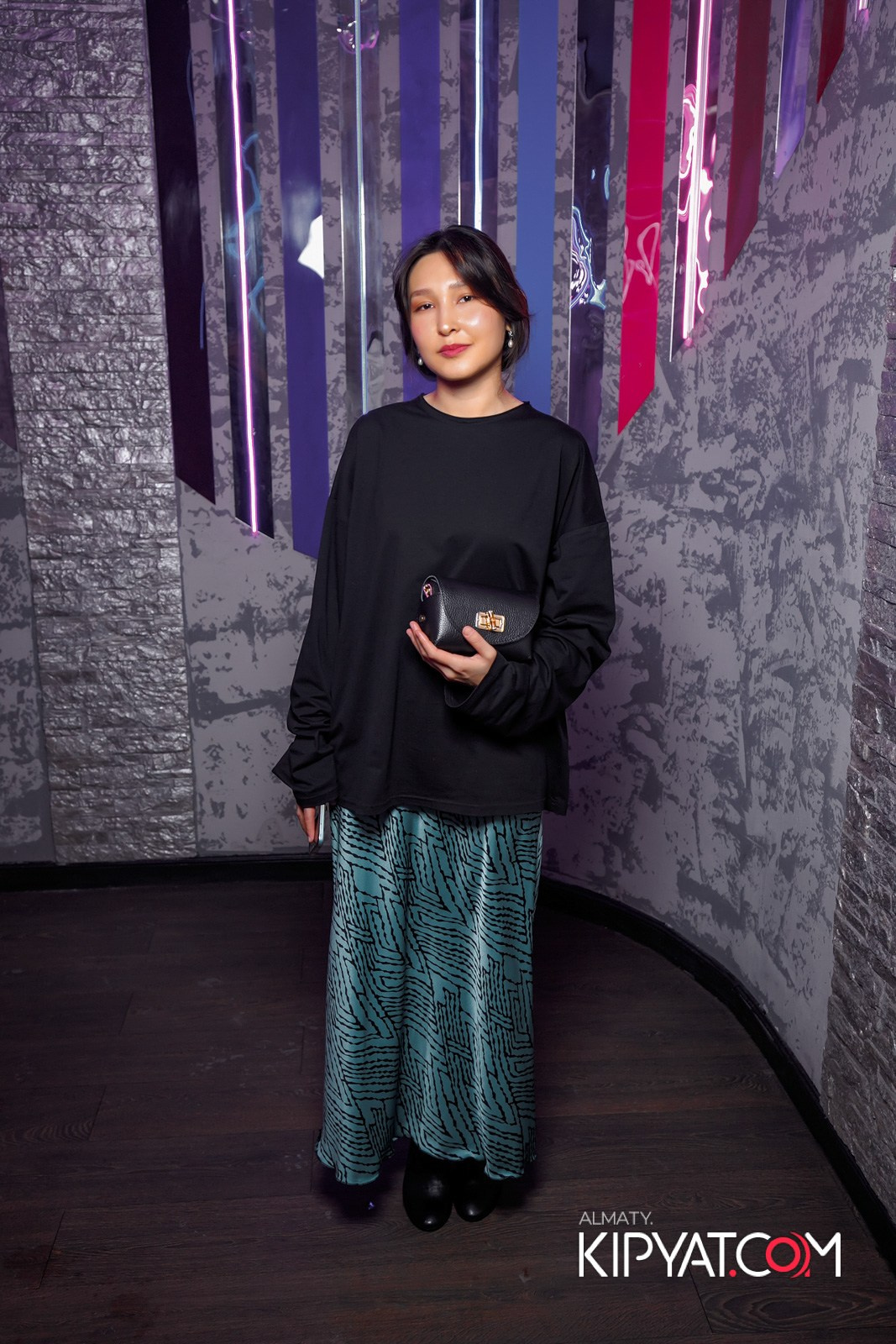 УХО И МЕДВЕДЬ НА ГАГАРИНА. КИПЯТКОМ АЛМАТЫ!