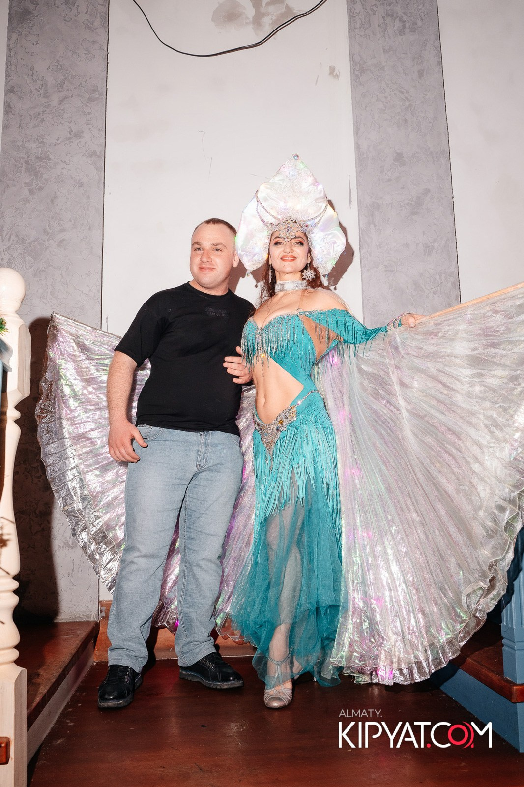 ГРУЗИНСКИЙ ДВОР НА КАБАНБАЙ БАТЫРА. КИПЯТКОМ АЛМАТЫ!