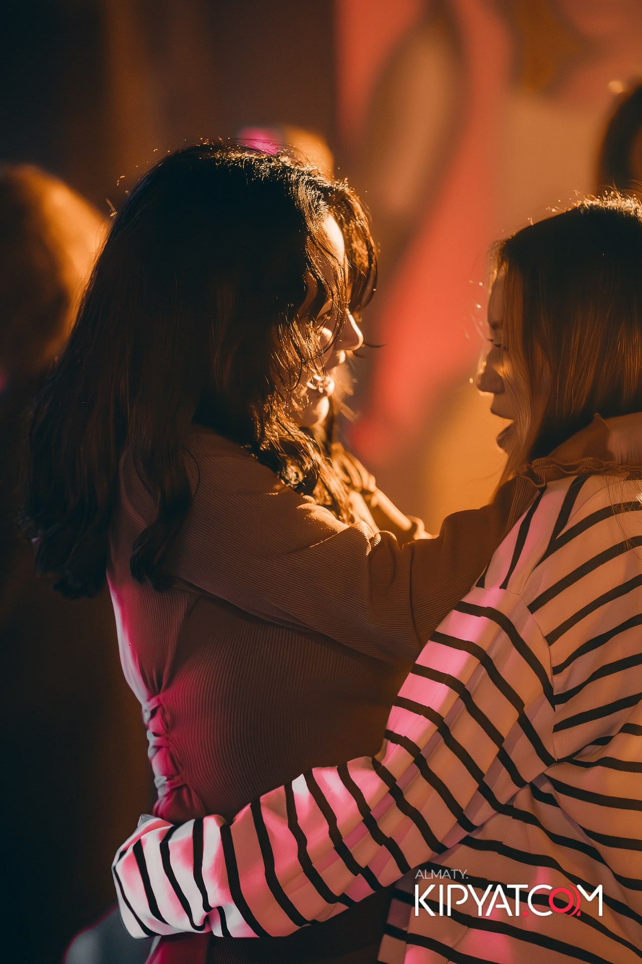 ШАШЛЫКОФФ. КИПЯТКОМ АЛМАТЫ!