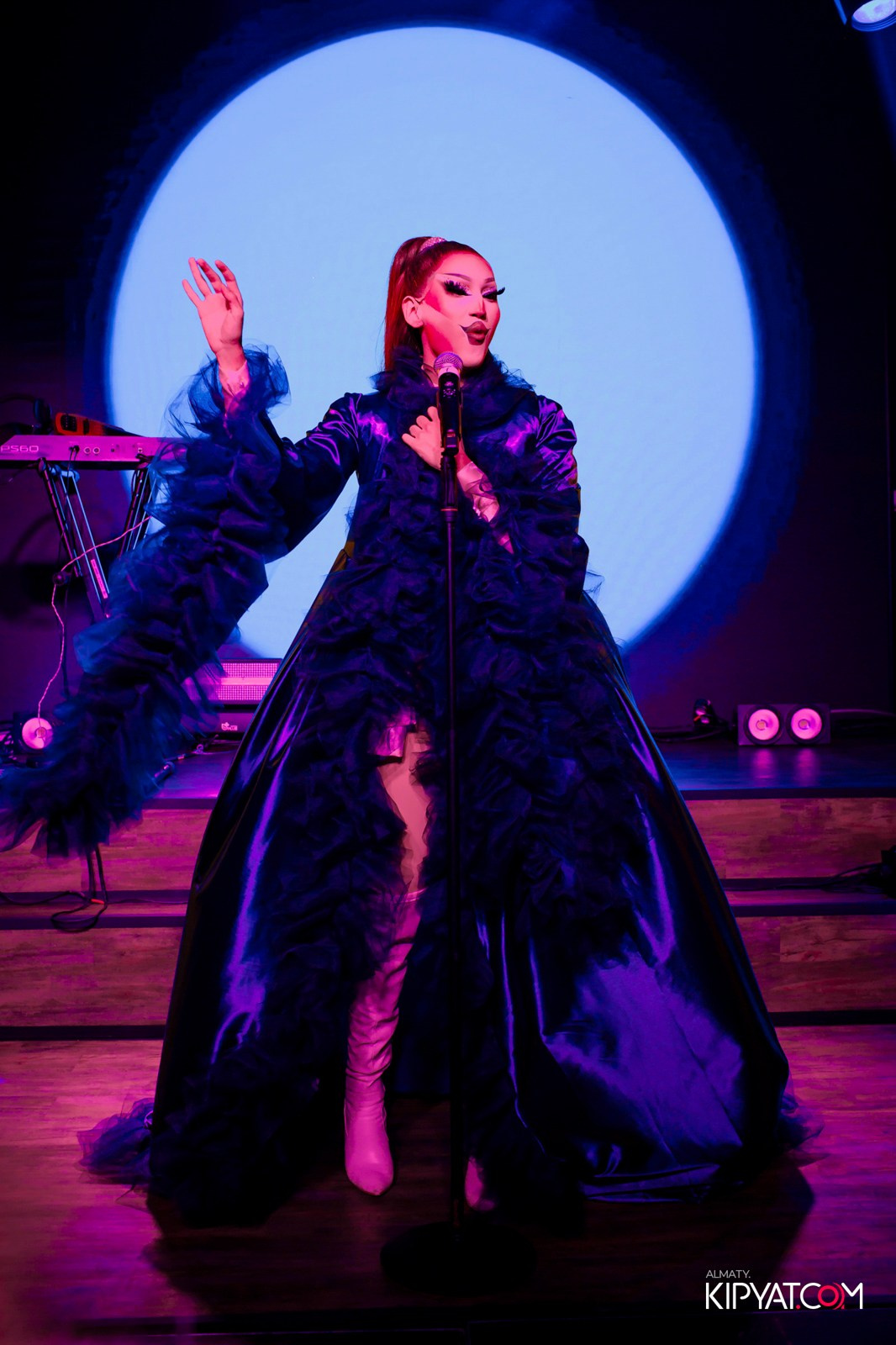 НОЧНОЙ КЛУБ ICON. КИПЯТКОМ АЛМАТЫ!