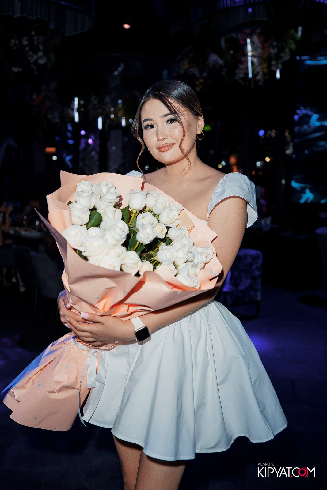 FRIENDS BAR & TERRACE. КИПЯТКОМ АЛМАТЫ!