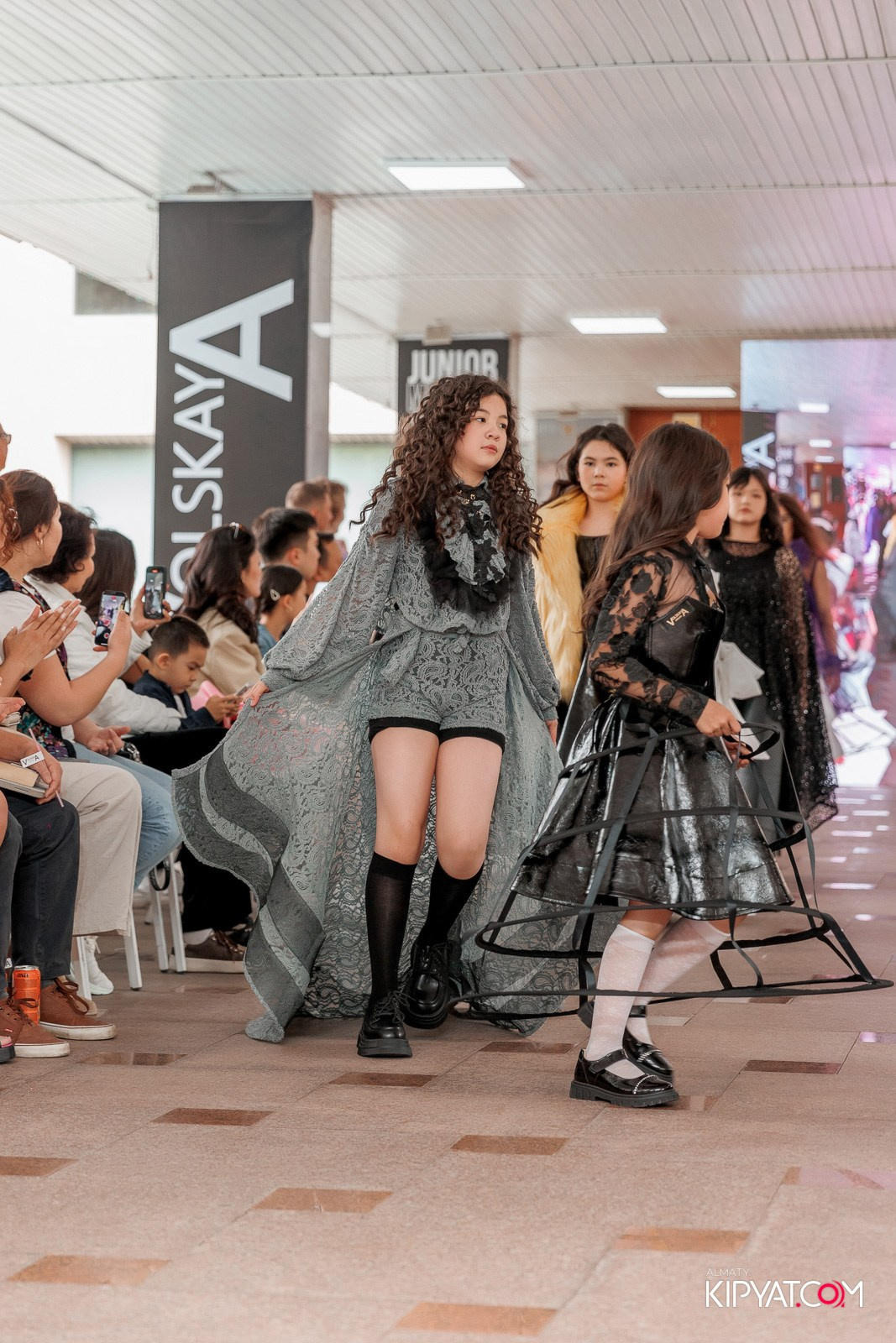 JUNIOR FASHION SHOW. КИПЯТКОМ АЛМАТЫ!