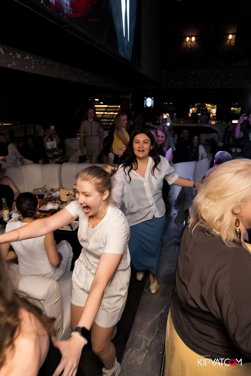 МУЗЫКАЛЬНОЕ ЛОТО В HIT RETRO. КИПЯТКОМ АЛМАТЫ!