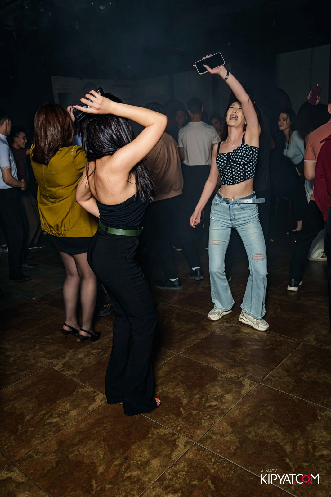 ARAGOSTA. КИПЯТКОМ АЛМАТЫ!