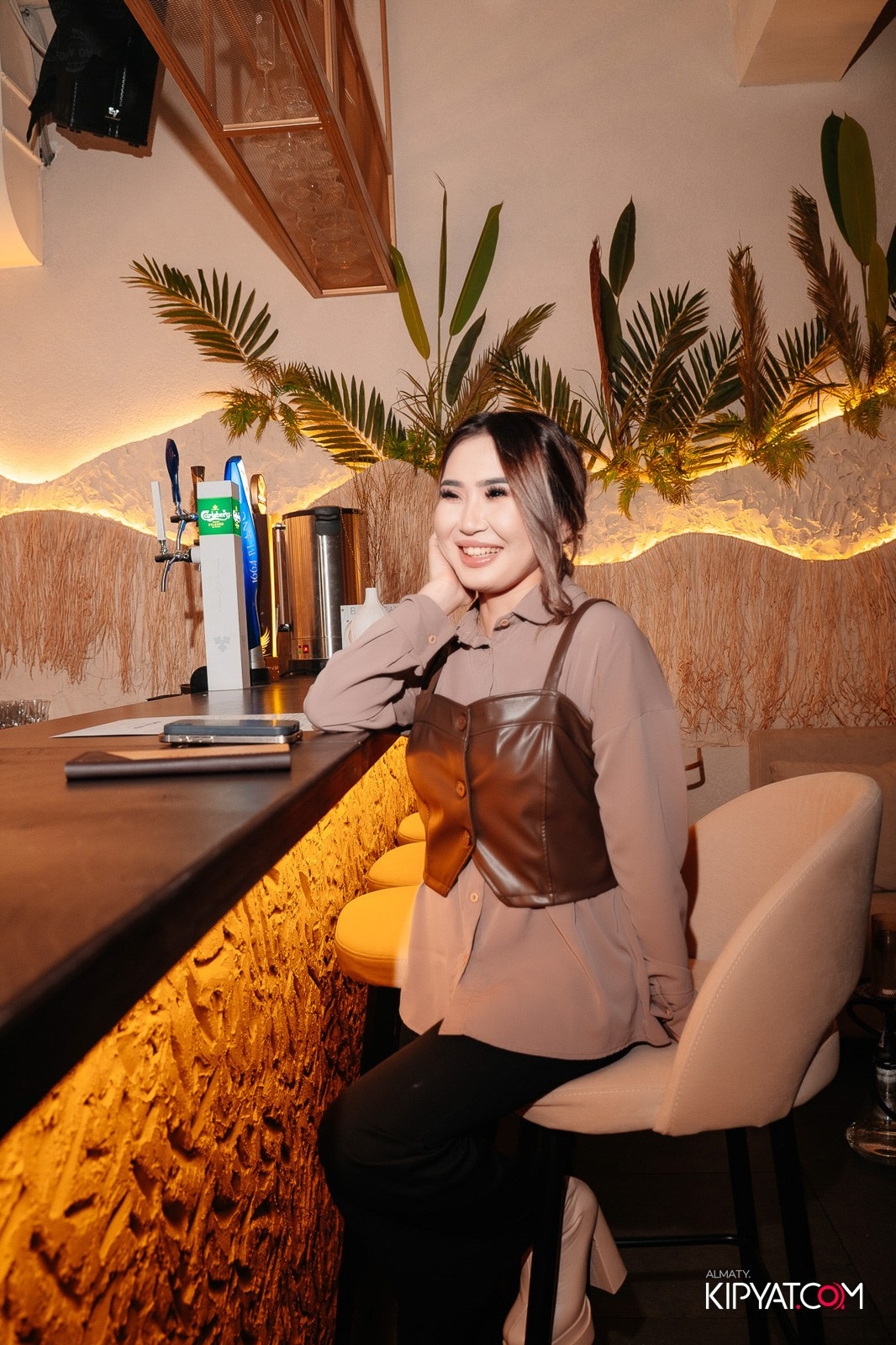 BAY RESTAURANT & BAR. КИПЯТКОМ АЛМАТЫ!