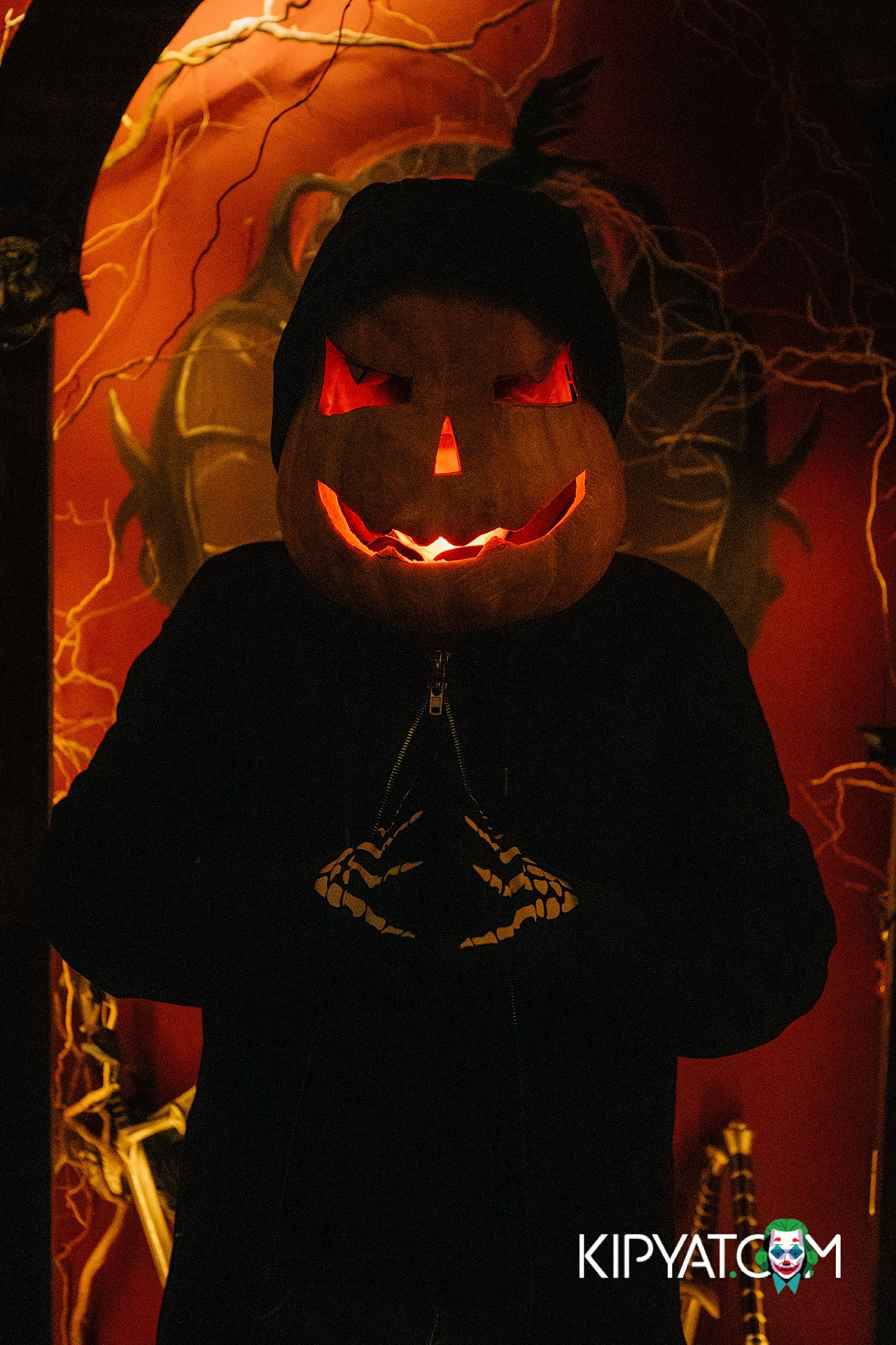 QUEEN OF THE DARKNESS. КИПЯТКОМ АЛМАТЫ!