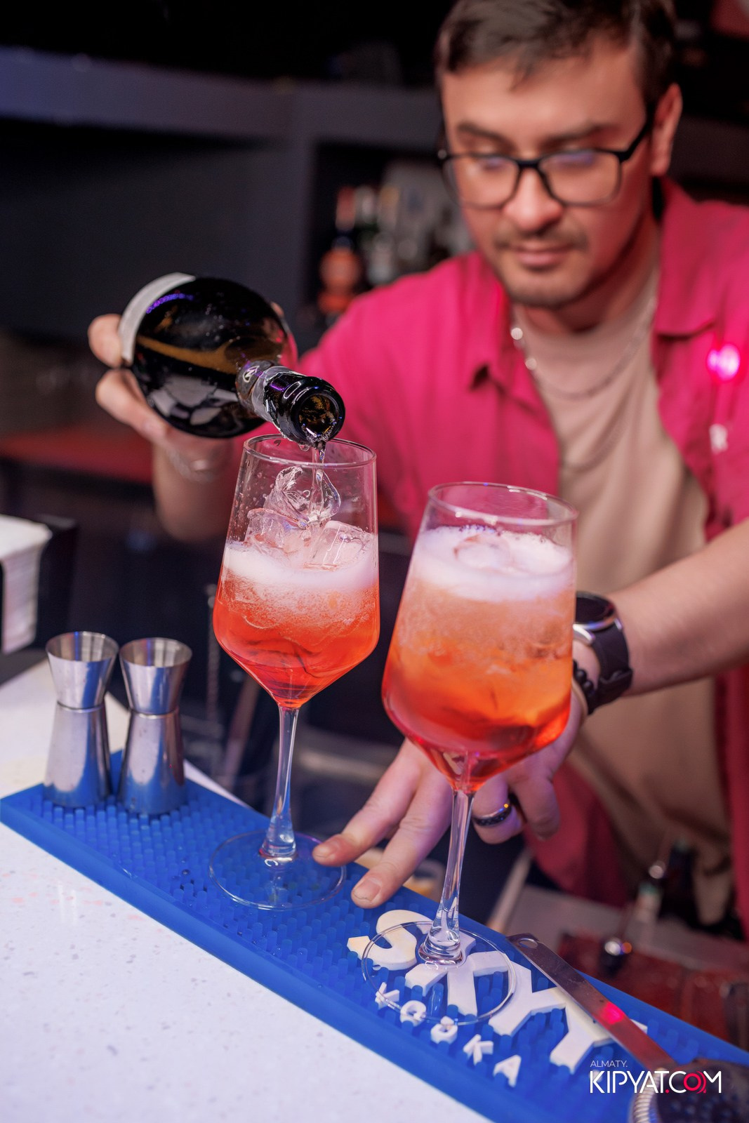 SANTA RAVE В НОЧНОМ КЛУБЕ SANTA BARBARA. КИПЯТКОМ АЛМАТЫ!