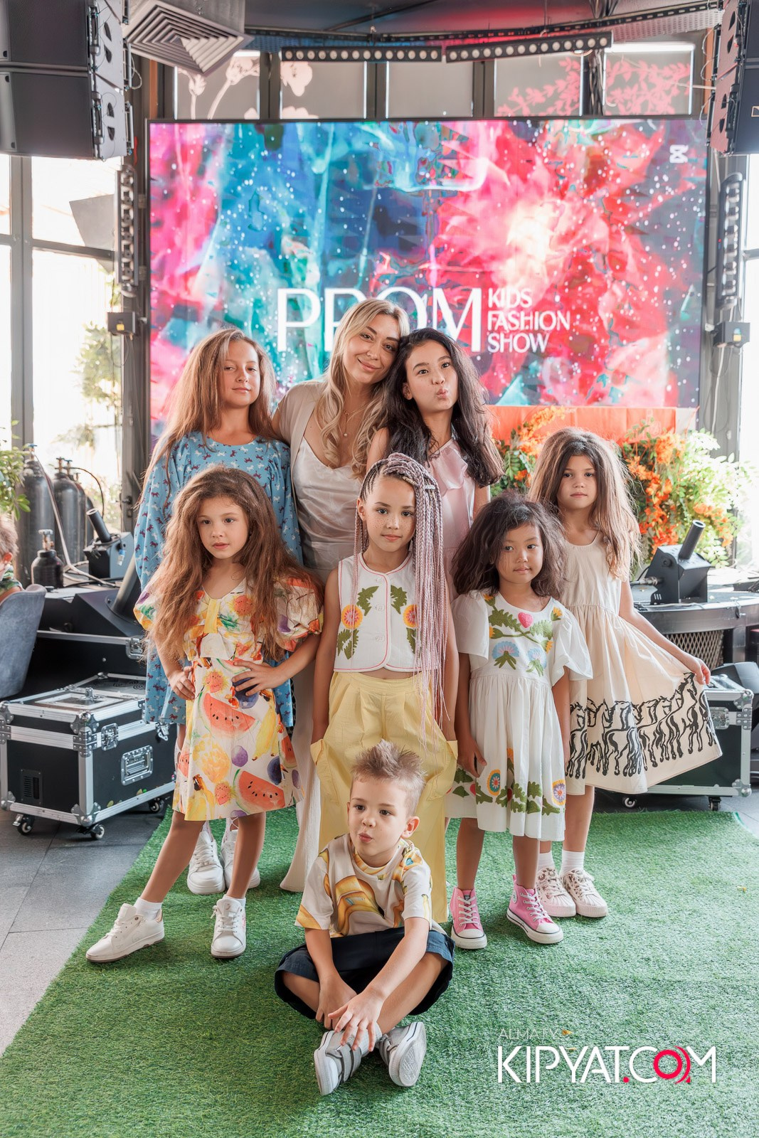 PROM KIDS FASHION SHOW. КИПЯТКОМ АЛМАТЫ!